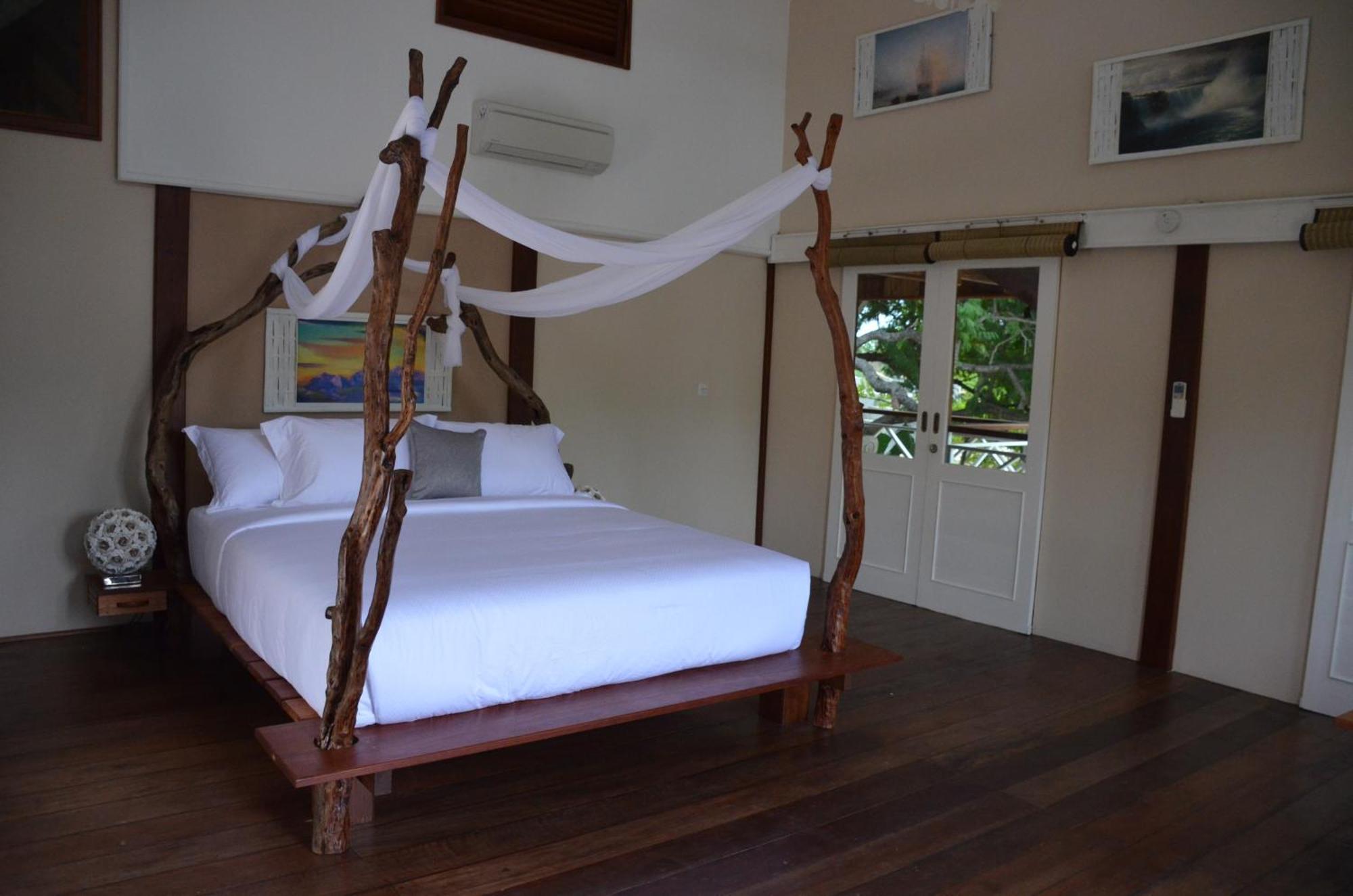 Serene Beach Villa Gili Trawangan Oda fotoğraf