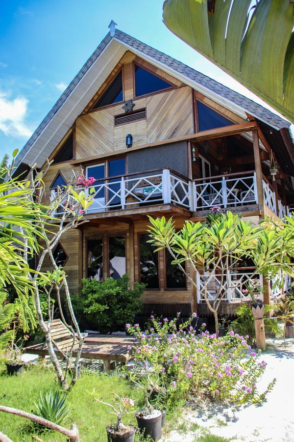 Serene Beach Villa Gili Trawangan Dış mekan fotoğraf